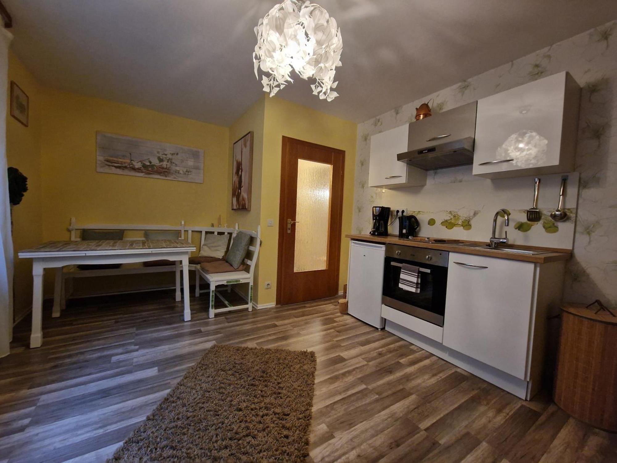 Marburg Apartment Pfiffige Luisa In Ruhiger Waldrandlage Mit Balkon Und Wintergarten Esterno foto