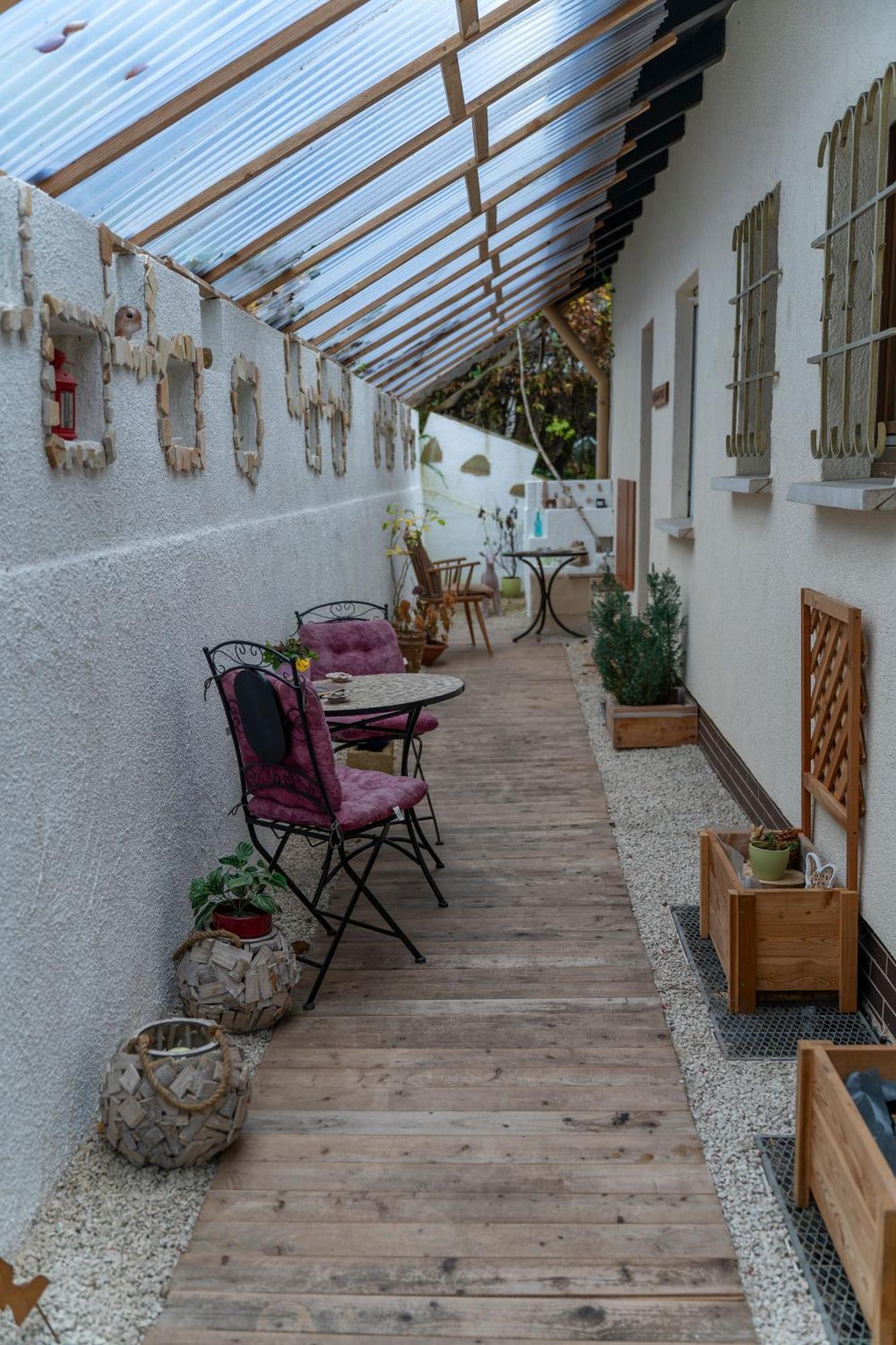 Marburg Apartment Pfiffige Luisa In Ruhiger Waldrandlage Mit Balkon Und Wintergarten Esterno foto