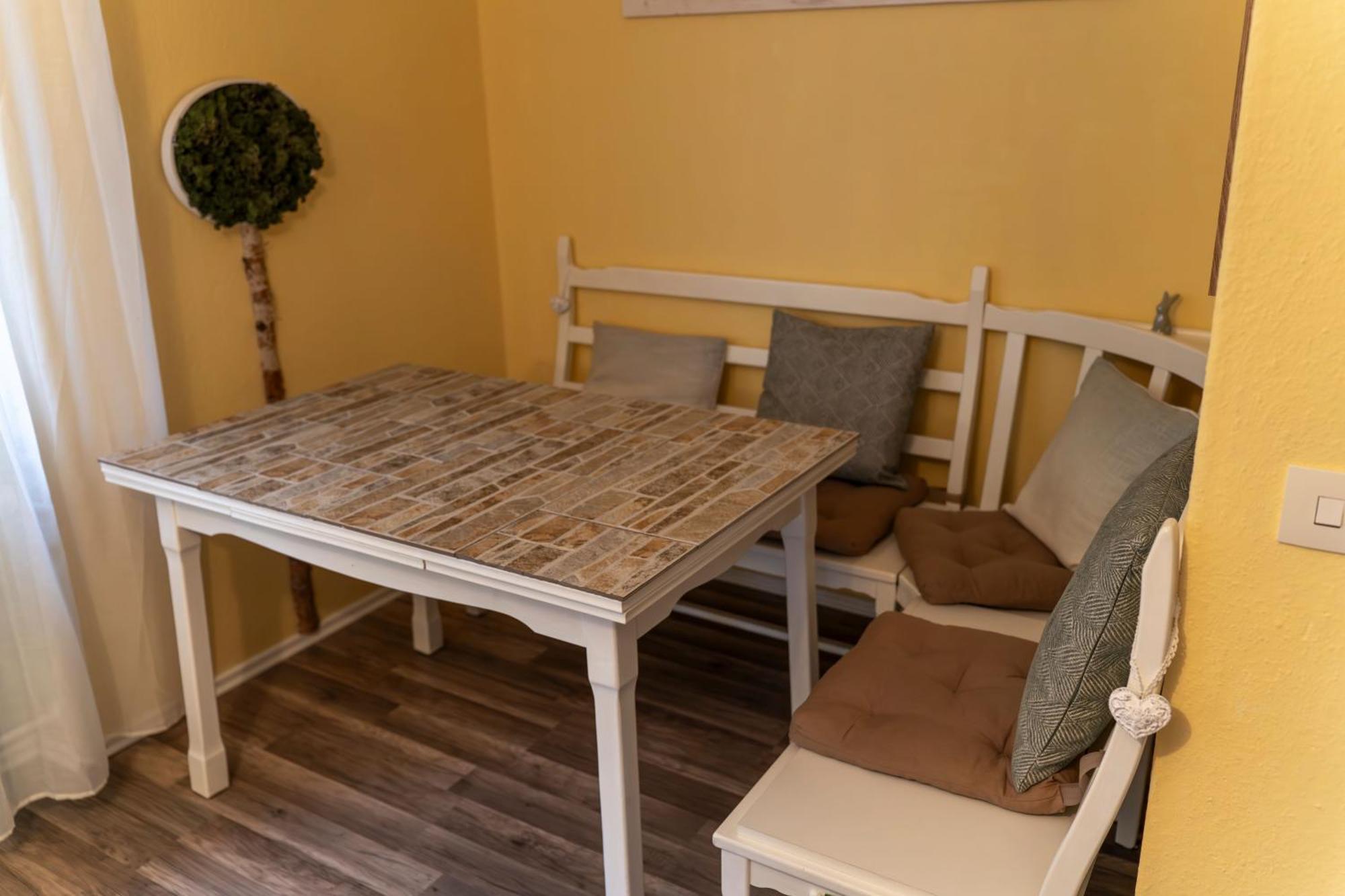 Marburg Apartment Pfiffige Luisa In Ruhiger Waldrandlage Mit Balkon Und Wintergarten Esterno foto
